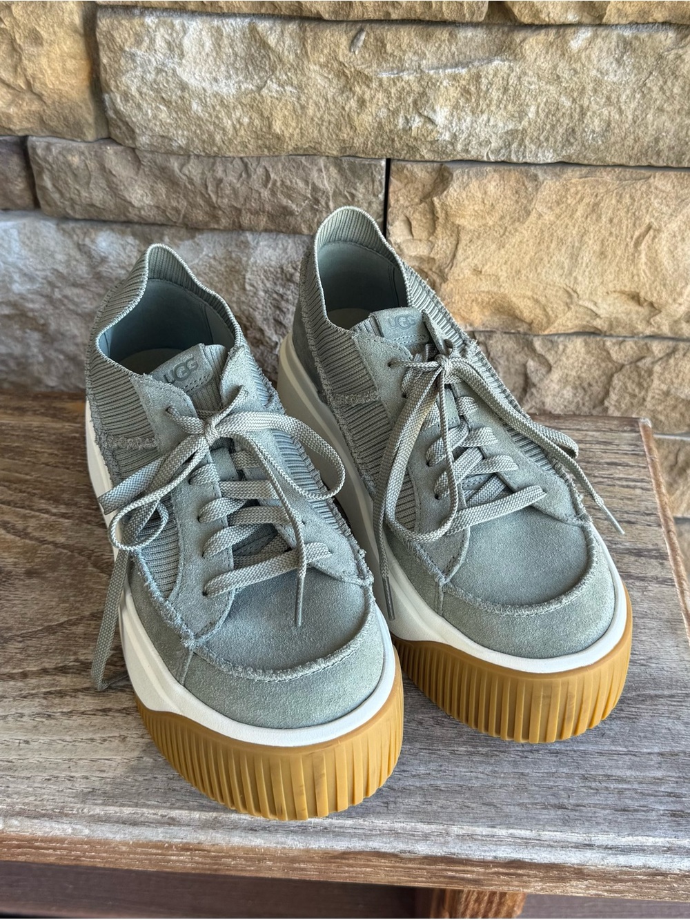 Ugg Ez-Duzzit size 8.5 - Picture 2 of 3